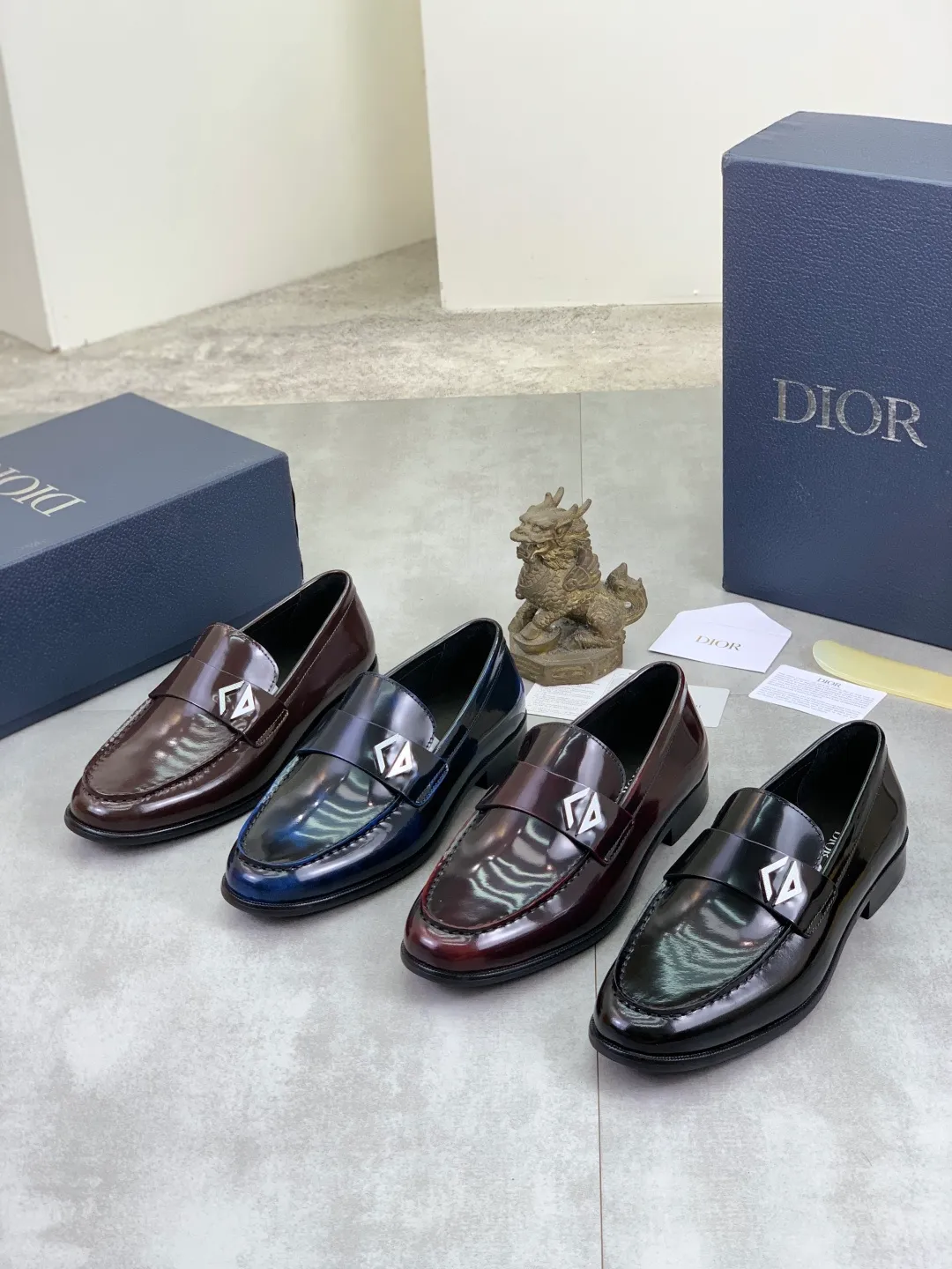 Men's men's shoes 💰P560 new style 💰high version 💎💎💎Dior original version! Top Italian purchasing agent! Men's business casual leather shoes, original imported open-edge beaded calfskin upper, ultimate texture, gentlemanly style, imported water-dyed cowhide inside, top-quality original Italian rubber outsole, first-class workmanship, top quality! Size: 39-44 (45 customized) 4️⃣ colors available